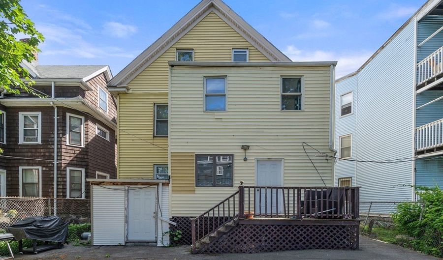 87 Hamilton St, Boston, MA 02125 - 8 Beds, 3 Bath