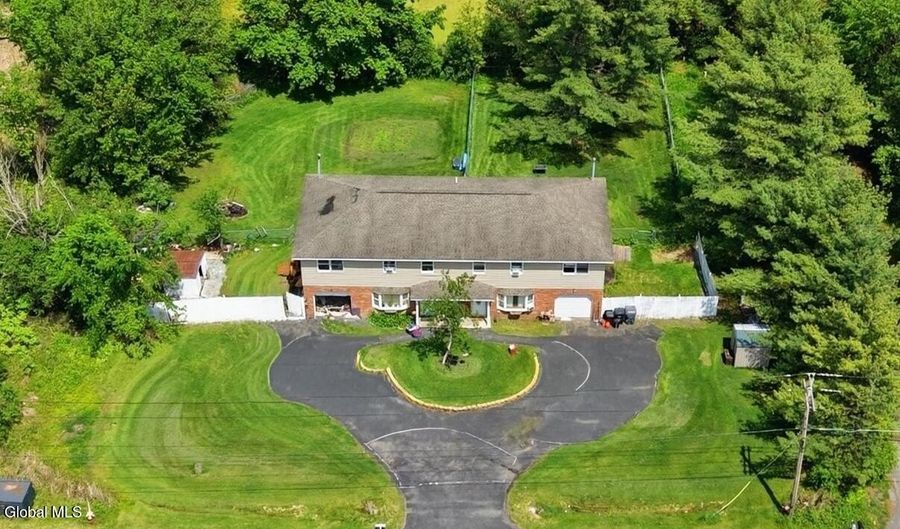 6190-6192 Depot Rd, Altamont, NY 12009 - 6 Beds, 3 Bath