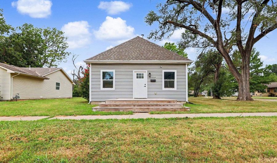 1237 N Osage, Augusta, KS 67010 - 2 Beds, 1 Bath