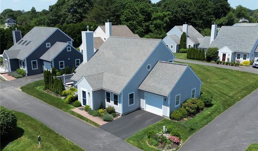 406 Corey Ln, Middletown, RI 02842 - 3 Beds, 3 Bath