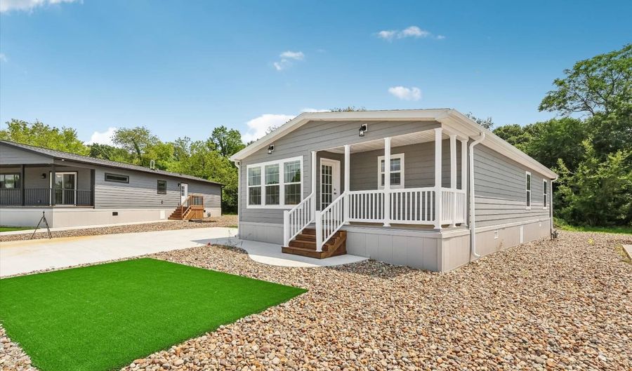 7368 NE BERWICK Dr #7, Ankeny, IA 50021 - 3 Beds, 2 Bath