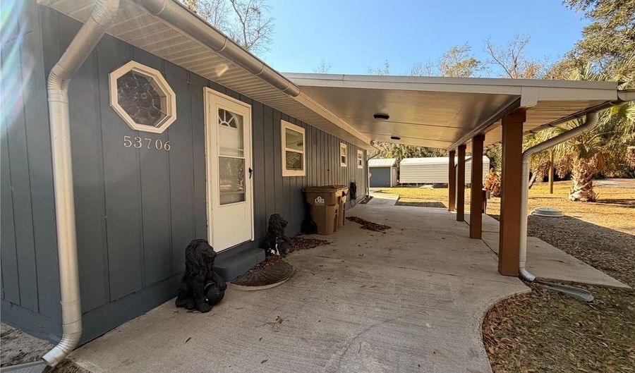 53706 RIVERTRACE Rd, Astor, FL 32102 - 2 Beds, 1 Bath