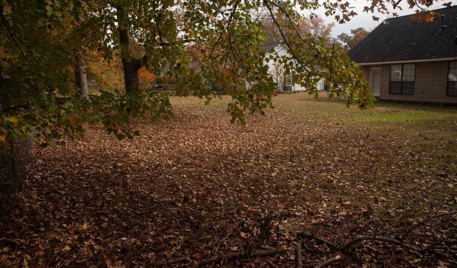 1805 Apache Dr, Albertville, AL 35950 - 3 Beds, 2 Bath