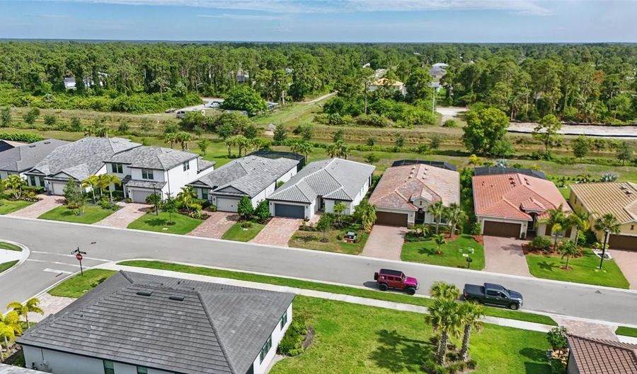 16053 ROSEMALLOW Ln, Alva, FL 33920 - 3 Beds, 2 Bath