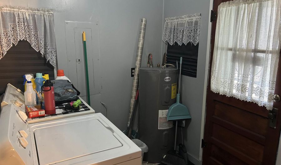 153 2nd St, Arlington, KY 42021 - 2 Beds, 1 Bath