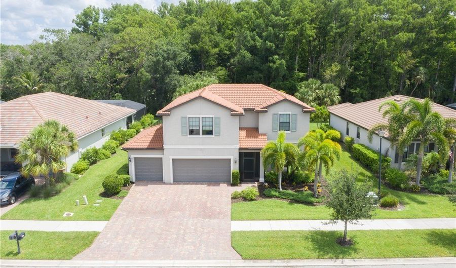 3322 Hampton Blvd, Alva, FL 33920 - 5 Beds, 3 Bath