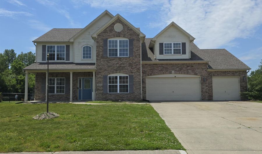 3019 Shadow Lake Dr, Indianapolis, IN 46217 - 4 Beds, 3 Bath
