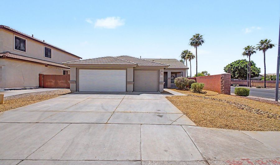 11199 W MONTE VISTA Rd, Avondale, AZ 85392 - 3 Beds, 2 Bath