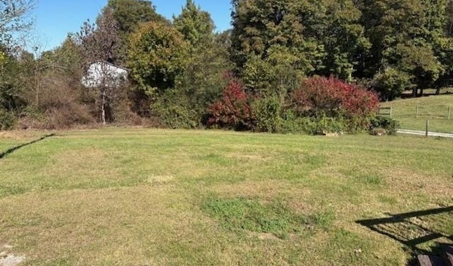 4503 Peter Creek Rd, Austin, KY 42123 - 3 Beds, 2 Bath