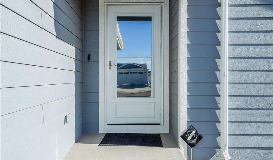 2013 COFFEE Ave, Cheyenne, WY 82007 - 3 Beds, 2 Bath