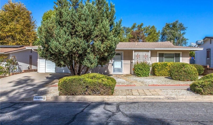 34406 Cedar Ave, Yucaipa, CA 92399 - 2 Beds, 2 Bath