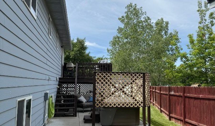 1107 W Central Ave, Belgrade, MT 59714 - 4 Beds, 2 Bath