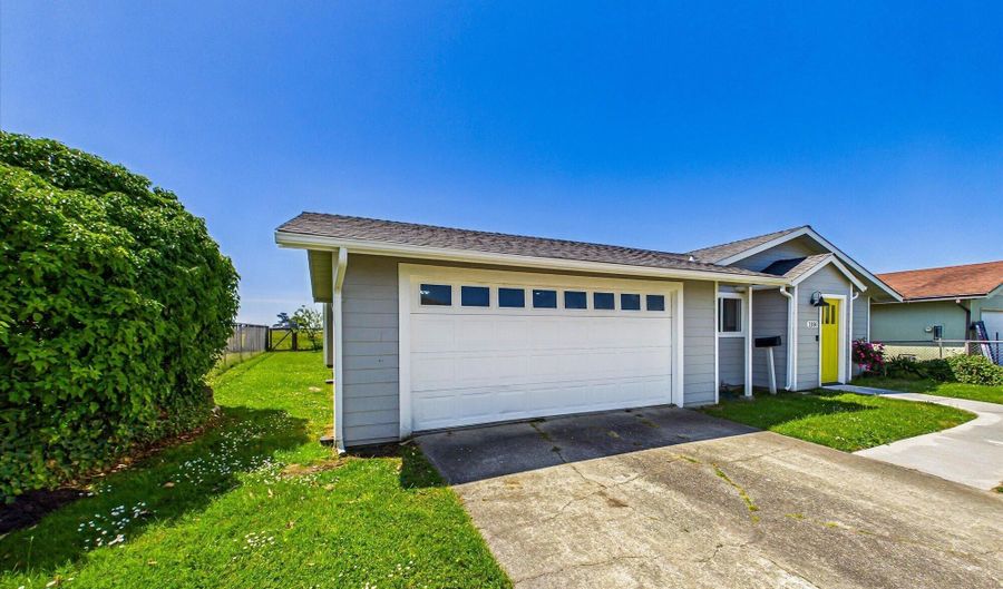 2150 Frederick Ave, Arcata, CA 95521 - 5 Beds, 2 Bath
