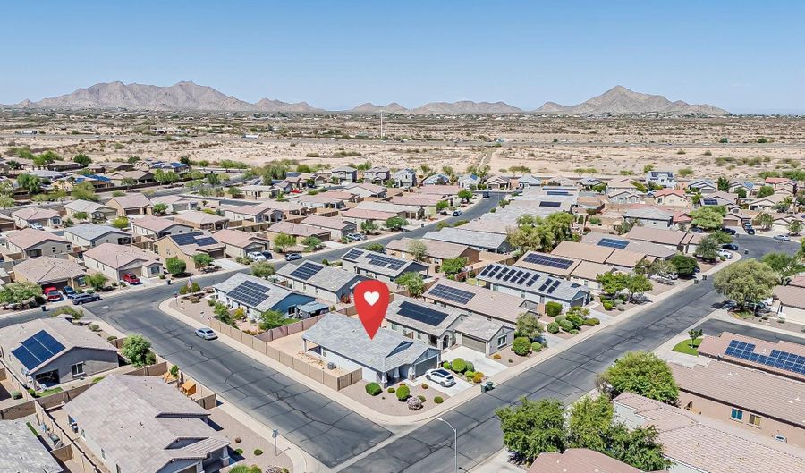 1752 E DESERT BREEZE Pl, Casa Grande, AZ 85122 - 3 Beds, 2 Bath
