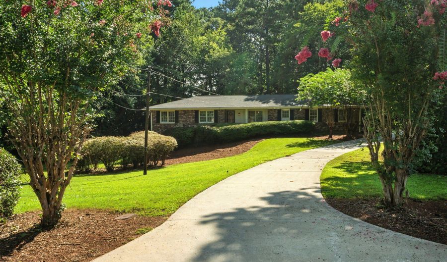 6600 Ridge Moore, Peachtree Corners, GA 30360 - 3 Beds, 2 Bath