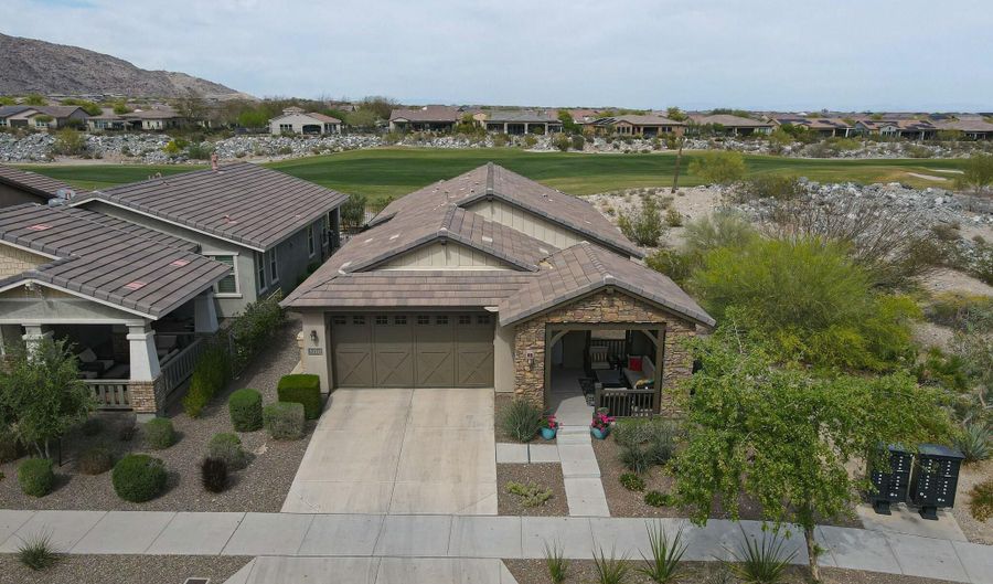 20702 W HILLCREST Blvd, Buckeye, AZ 85396 - 2 Beds, 2 Bath