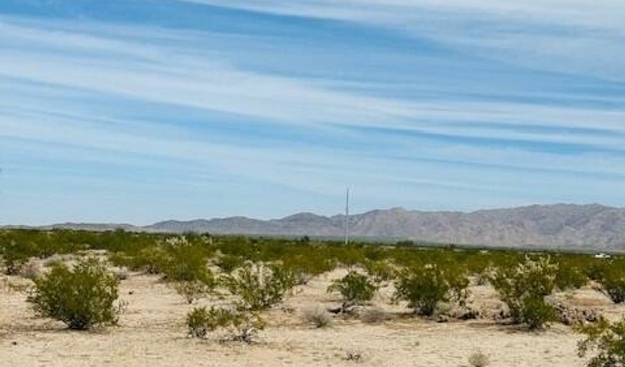 35205 Cattle Ln, Bouse, AZ 85325 - 0 Beds, 0 Bath