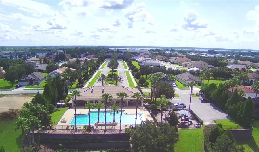 4705 GRANDVIEW GLEN Dr, Auburndale, FL 33823 - 4 Beds, 3 Bath