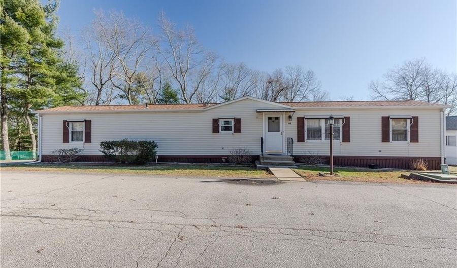 48 Cantaberry Ln, Coventry, RI 02816 - 2 Beds, 2 Bath