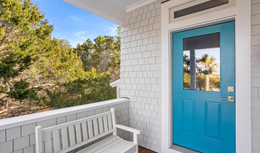 20 Coquina Trl, Bald Head Island, NC 28461 - 5 Beds, 5 Bath