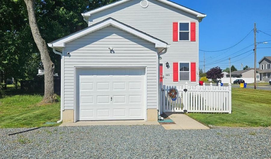 103 EAST St, Harrington, DE 19952 - 3 Beds, 2 Bath