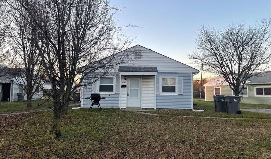 2252 Admiral Dr, Indianapolis, IN 46219 - 1 Beds, 1 Bath