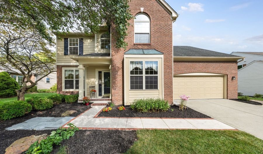 6743 Meadowgreen Dr, Indianapolis, IN 46236 - 4 Beds, 3 Bath