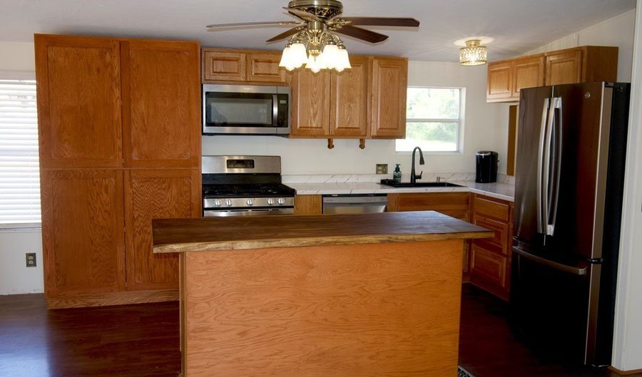 7223 Massee Post Rd, Adel, GA 31620 - 3 Beds, 2 Bath
