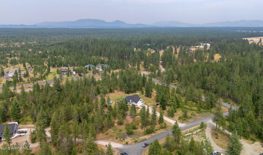 871 W Kenai Ln, Athol, ID 83801 - 4 Beds, 3 Bath