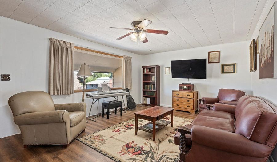 37799 ALDER CREEK Rd, Baker City, OR 97814 - 4 Beds, 2 Bath