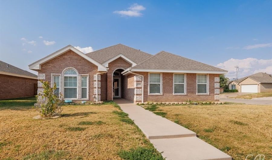 390 Lollipop Trl, Abilene, TX 79602 - 3 Beds, 2 Bath