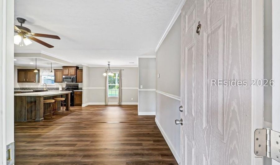 60 Perryclear Dr, Beaufort, SC 29906 - 3 Beds, 2 Bath