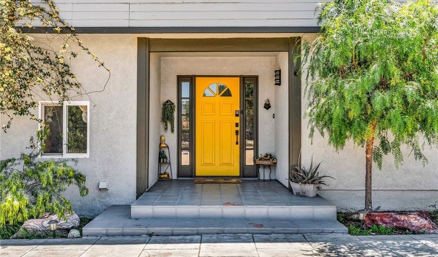 33645 Kobe Rd, Agua Dulce, CA 91390 - 4 Beds, 4 Bath