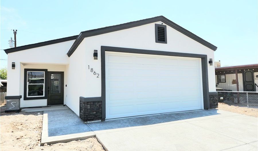 1862 Montclair Dr, Bullhead City, AZ 86442 - 3 Beds, 2 Bath
