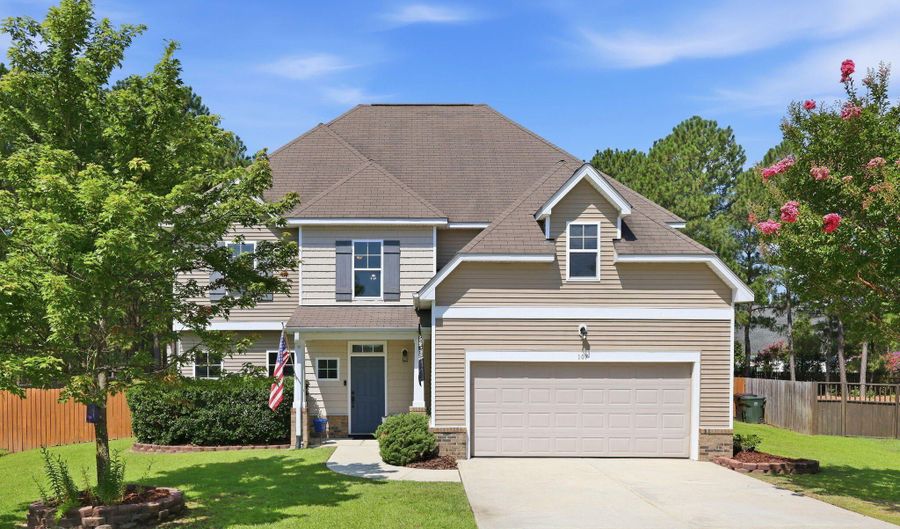 107 Walkabout Dr, Aberdeen, NC 28315 - 4 Beds, 3 Bath