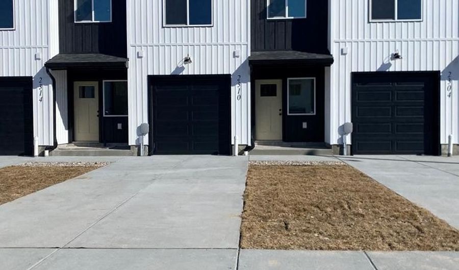 2391 Caliber Pl, Blackfoot, ID 83221 - 3 Beds, 3 Bath
