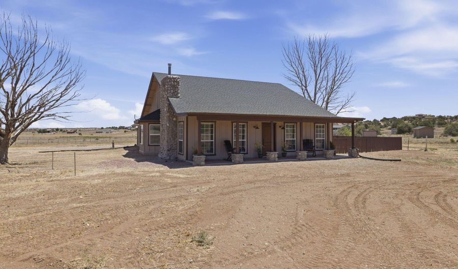 1455 S Lakeshore Dr, Chino Valley, AZ 86323 - 3 Beds, 2 Bath