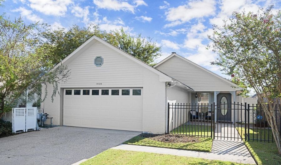 15725 Springwood Ave, Baton Rouge, LA 70817 - 3 Beds, 2 Bath