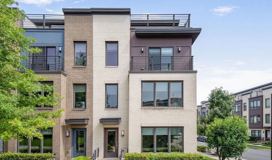 10374 JACOBSEN St, Bethesda, MD 20817 - 4 Beds, 5 Bath