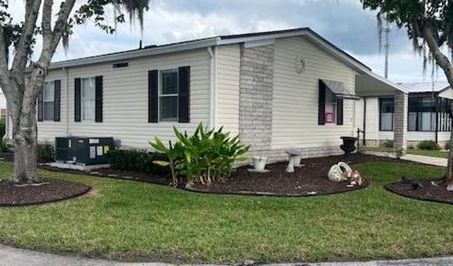 77 Hewlett Dr, Auburndale, FL 33823 - 2 Beds, 2 Bath