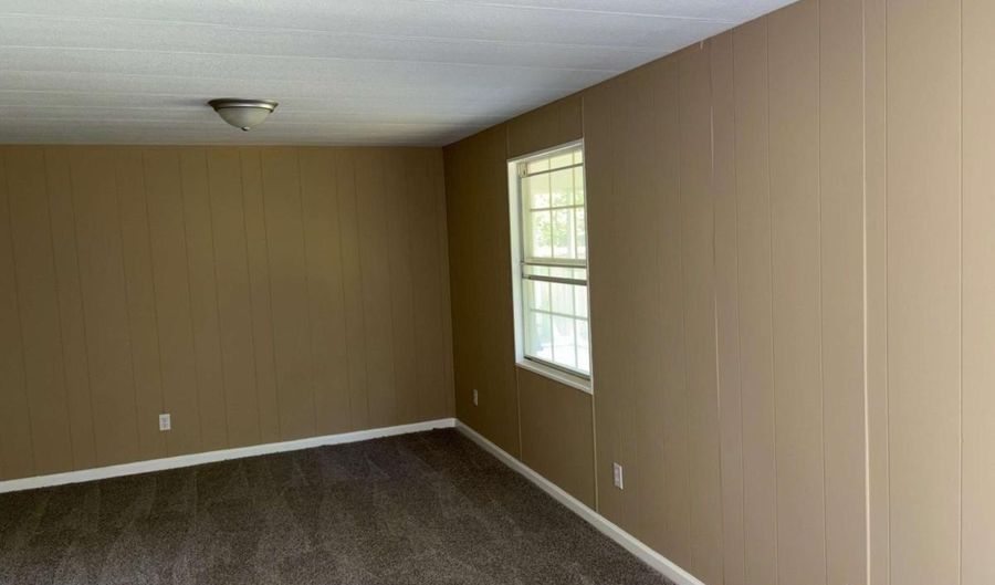 10817 Double Bridges Rd, Arnoldsville, GA 30619 - 2 Beds, 2 Bath