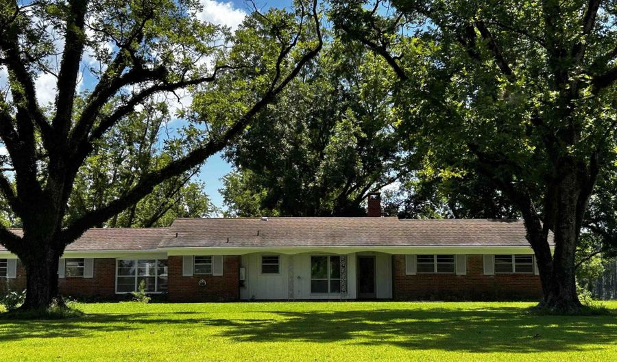 40728 Whitehouse Fork Rd, Bay Minette, AL 36507 - 3 Beds, 2 Bath