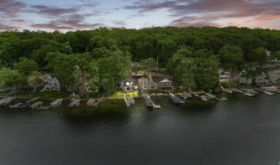 75 Ln 105a Lake James, Angola, IN 46703 - 5 Beds, 3 Bath