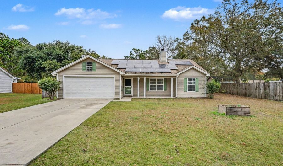 4 Shiney Leaf Ct, Beaufort, SC 29907 - 3 Beds, 2 Bath