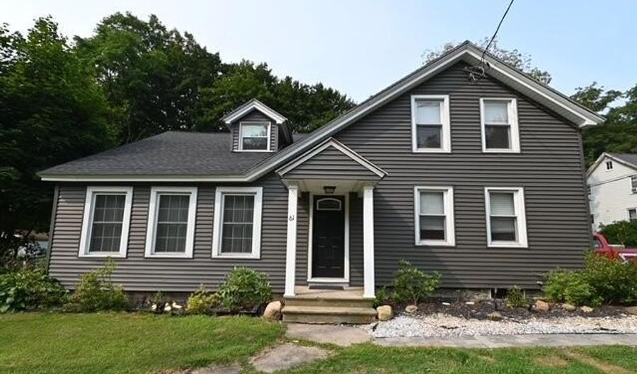 61 Fort Johnson Ave, Amsterdam, NY 12010 - 4 Beds, 2 Bath
