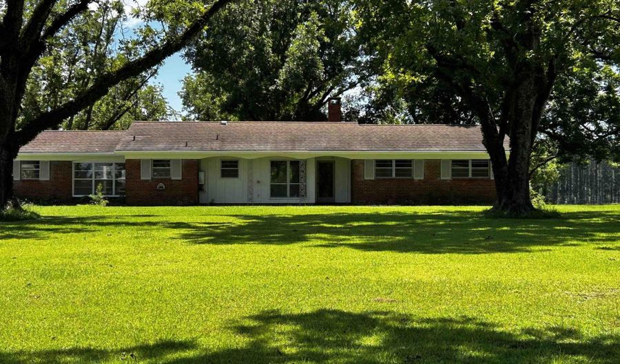 40728 Whitehouse Fork Rd, Bay Minette, AL 36507 - 3 Beds, 2 Bath