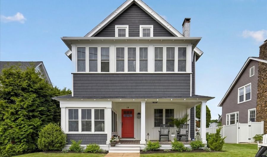 14 Island View Ave, Branford, CT 06405 - 5 Beds, 3 Bath