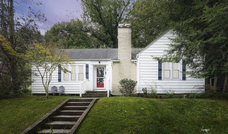 165 Grosvenor St, Athens, OH 45701 - 2 Beds, 1 Bath