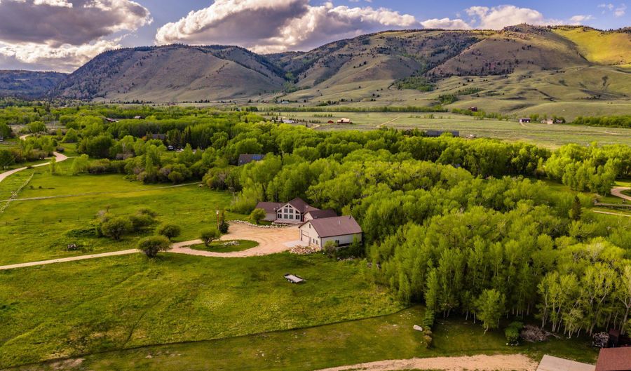 100 N Fork Rd, Centennial, WY 82055 - 5 Beds, 3 Bath