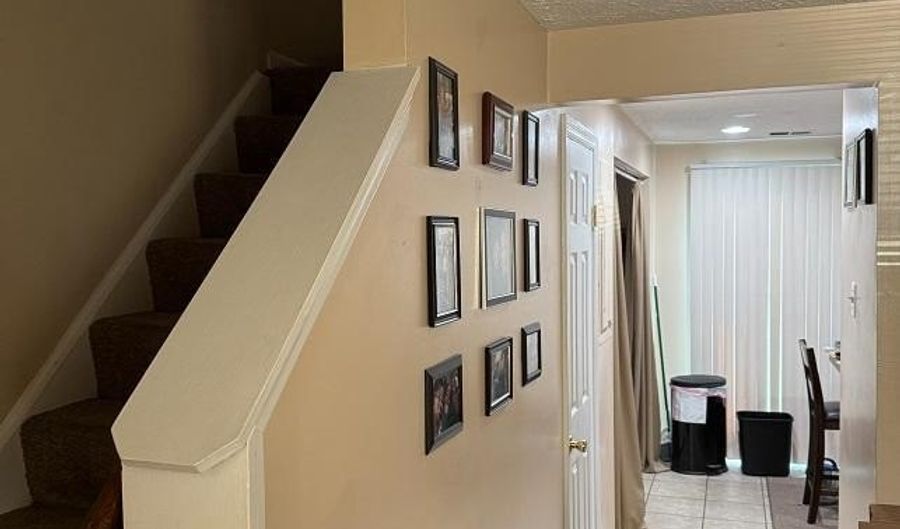 15531 NORWEGIAN Ct, Bowie, MD 20716 - 3 Beds, 2 Bath